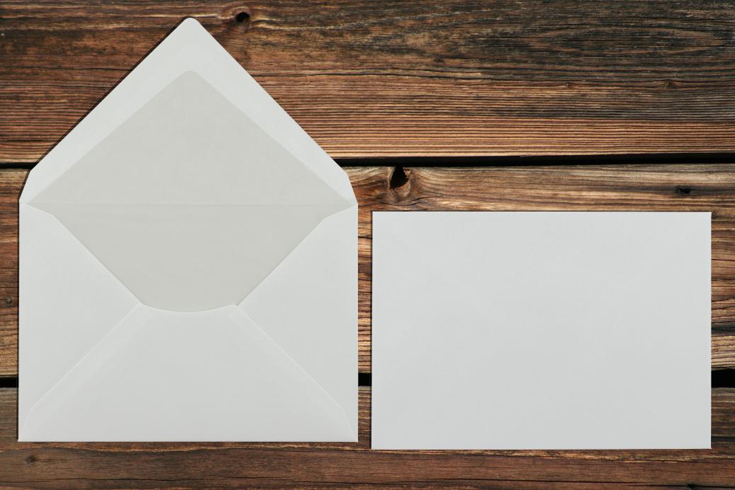 Briefhüllen mit Seidenfutter C6 114x162 mm Nassklebend Weiß 100 g/qm Leinenstruktur